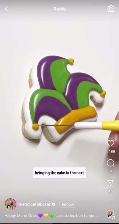 Mardi Gras themed cookies