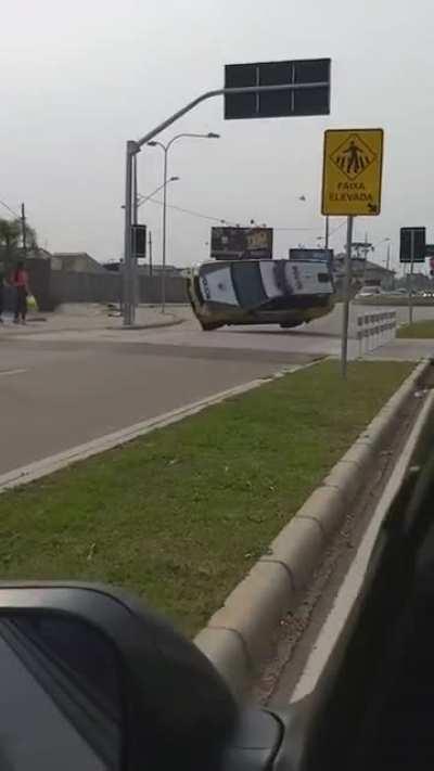 WCGW if I drive a police SUV like this
