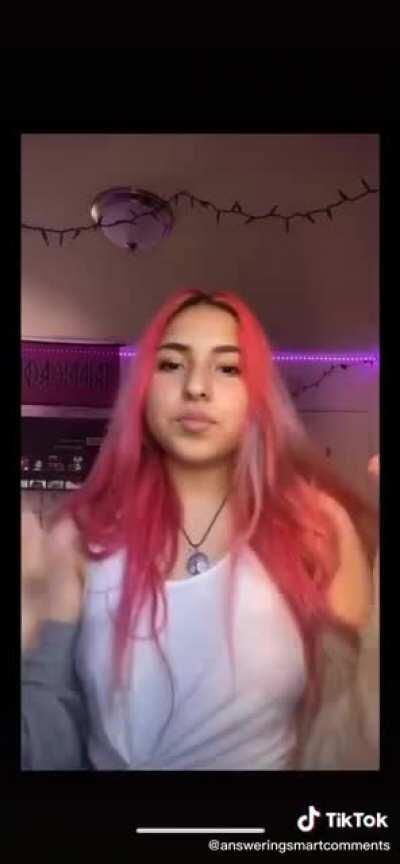 She literally wet her shirt and mad this one cause the others wouldn’t show her nipples 🥵