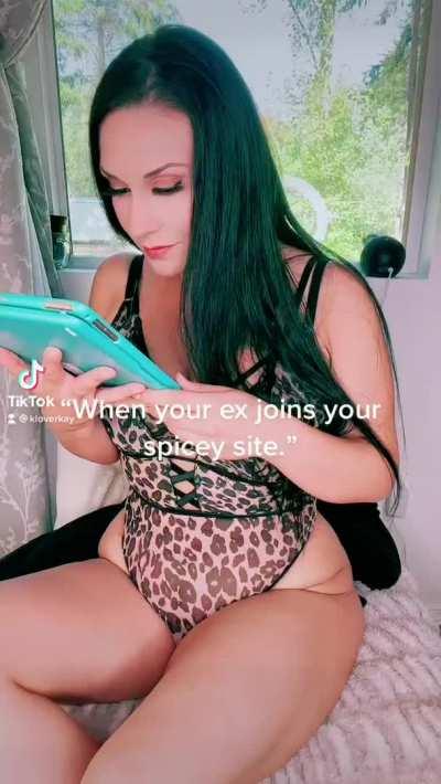 💙🎶 I’m back on TikTok!! Stop by & say hi! & don’t forget to hit that follow button!! 💙 @ KloverKay *or links below*