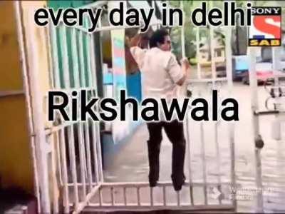 ishki bra dikh rhi h