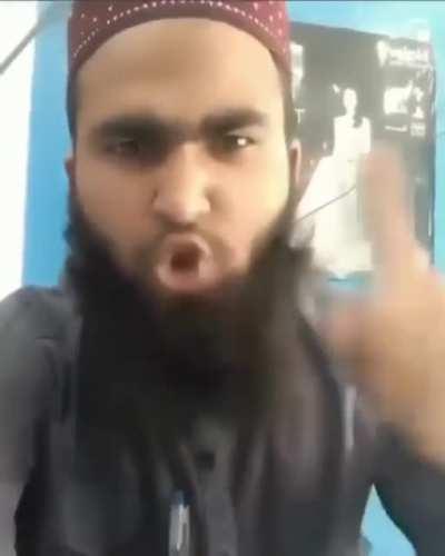 Title trophy lene gaya hai