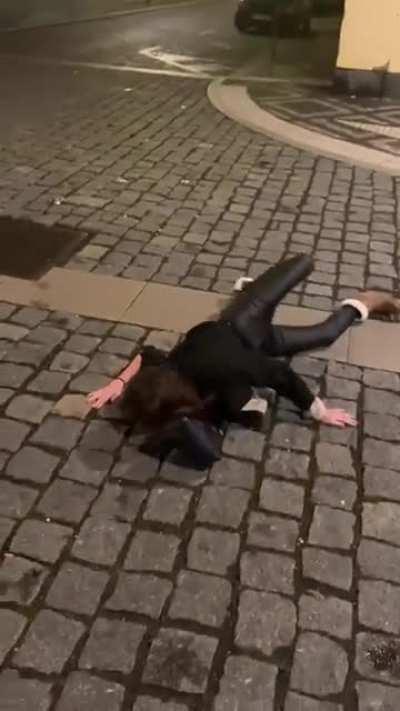 HMC while I jump this sign