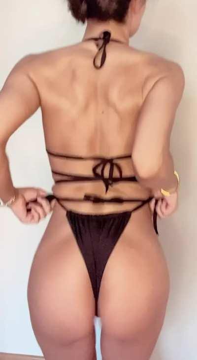 if u don't spank my arab bubble butt... i'll steal ur hand and do it myself :P