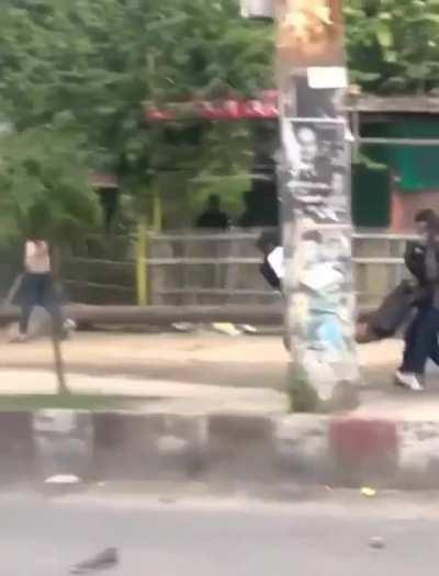 Police kills anti quota protesters menacingly in Bangladesh #Save_Bangladeshi_students 