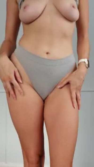 Showing off for you guys turns me on so much