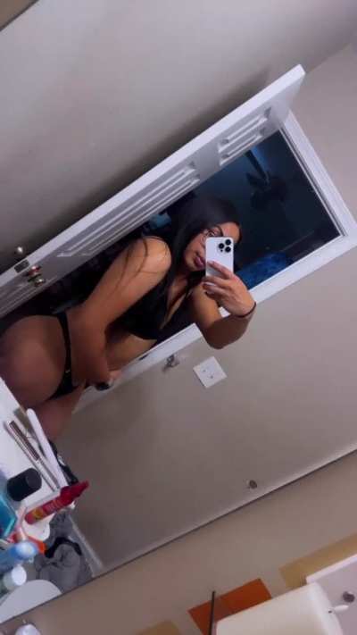 Come have some fun baby 