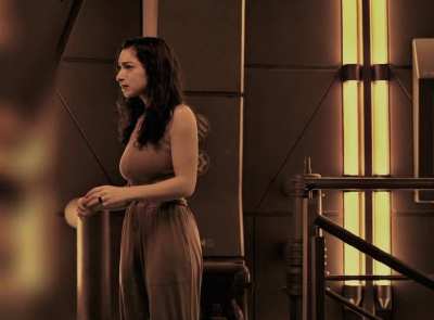 Birthday Stunner: Sydney Meyer in Beacon 23 [S1E6-2023]