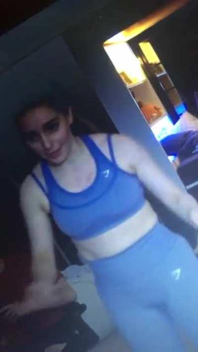 She do be shakin tho pt 2