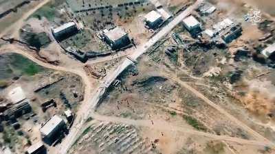 ISIS militants in combat with regime soldiers, Syria, Aleppo Governorate, 2017