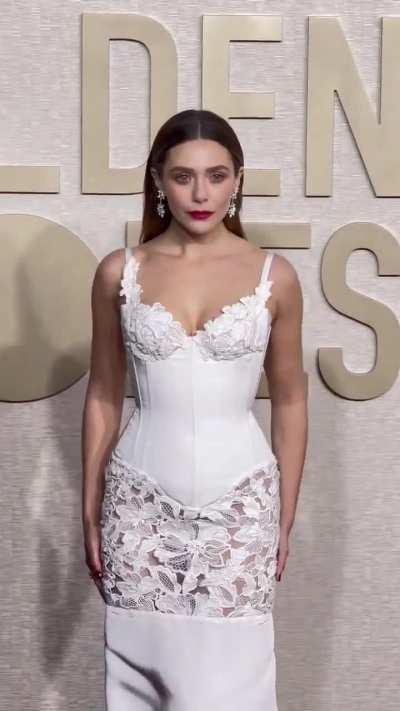 Elizabeth Olsen 