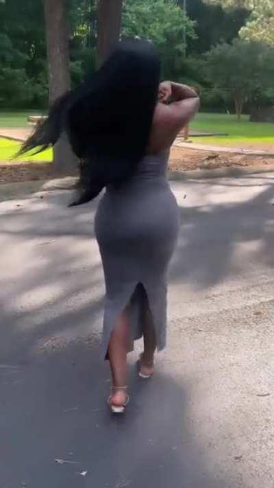 Chy Body is ridiculous