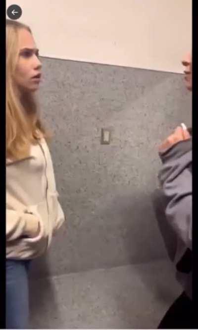 White Girl Confronts a Girl About Cheating With Her Man (Knockout)