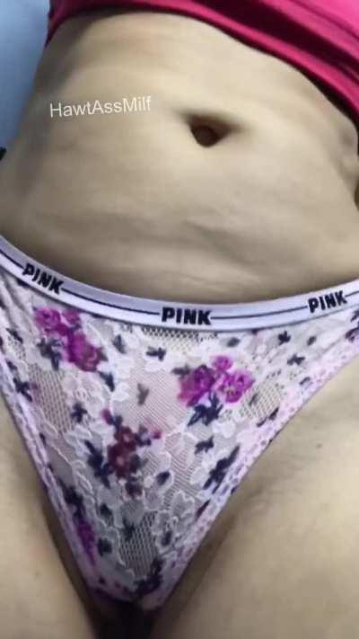 Is it only a porn myth or college boys really like jerking off to milfs?