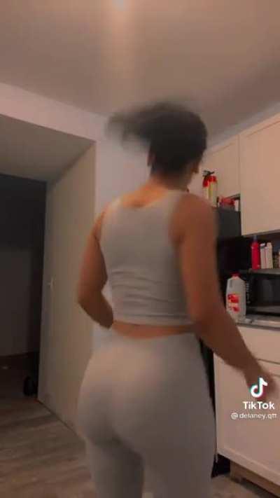 DelaneyMenge - Video #0770