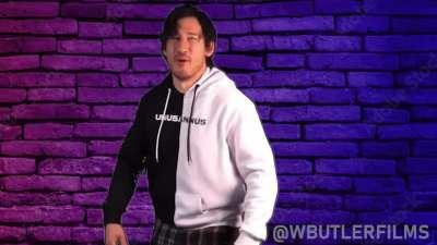 I made a 'Jacksepticeye vs Crankgameplays' Short Film, using green screen clips and some editing magic. Hope you get a laugh out of it!