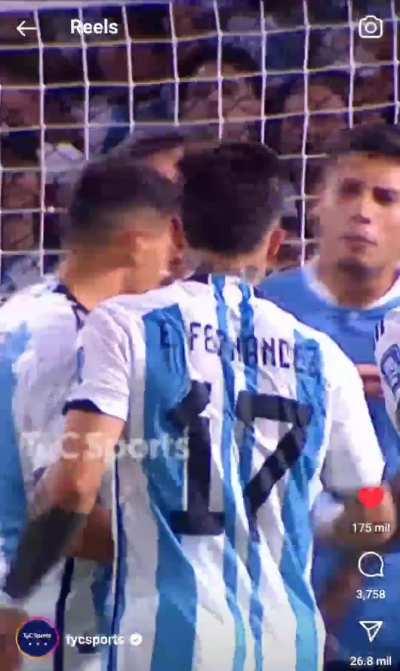 is he saying argenfifa's player need to brush theyr teeth?