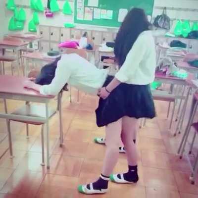 One of the sexiest, hottest, and most erotic dry humping I’ve ever seen! 😫😫😫😫😫😫