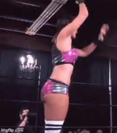 Dakota Kai 🍑