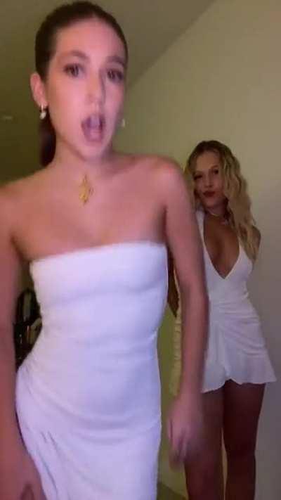 Kelli Berglund w/ her sister Kirra