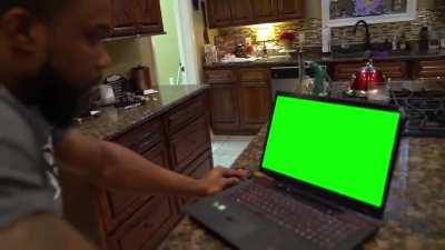 [GREEN SCREEN] CashNasty punches and breaks laptop screen template