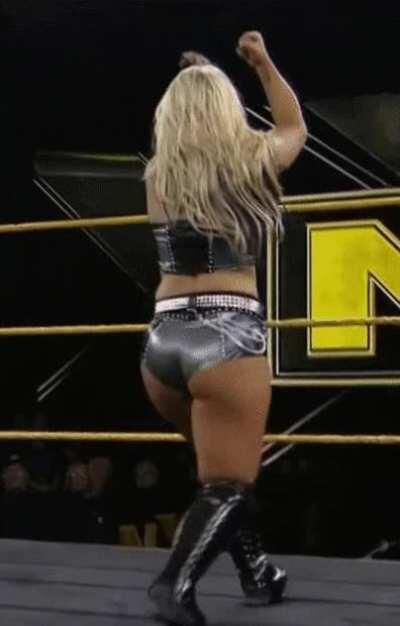 Toni Storm