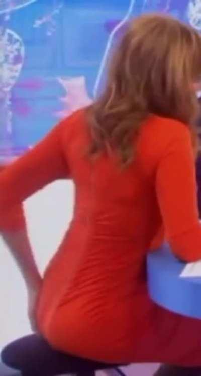 Slapping her fat ass