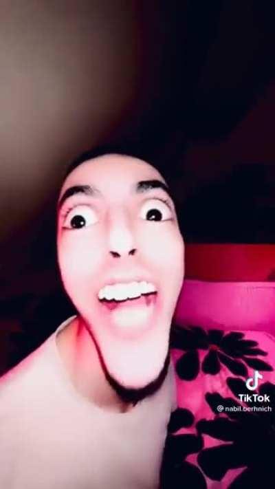 Imagine telling your family you're a mod for r/PieckCult lmao