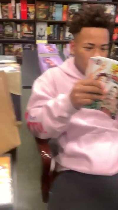 POV: you catch me lacking at the library