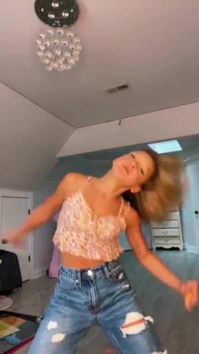 Rate from 1-10 how hard I went!!! 💕@lillybketchman @lillyandstaceyk