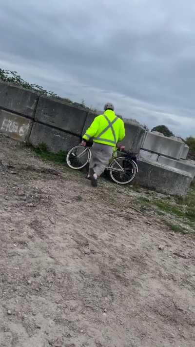 Can recycling gets very nasty