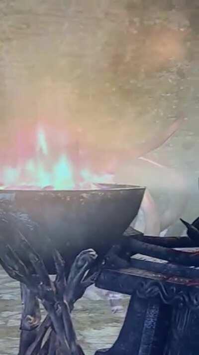 [Skyrim] My Dremora decapitated a forsworn, but she wasn’t giving up that easily.