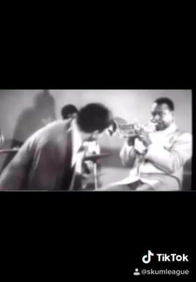 when that Trumpet hit in ‘man i is’ 🕺🏻 #logic #nopressure #share #rattpack