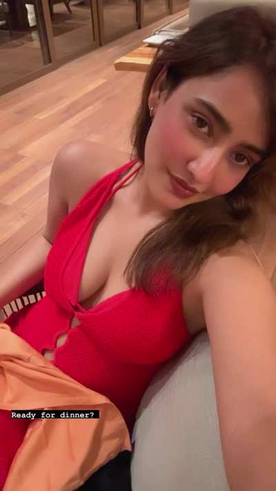 Neha sharma so pretty woman 😍♥️✨️