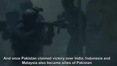 Ghaziyo hame ghabrana nahi hay, elah 🔒 hamare saath hay. Unke toffiyo 🍬🍭 kay badaulat ham ghazwa e hind failaenge 🤲💪. Kyu darr gaye na endia walo? Ro gangus ro 👨🤛🐵