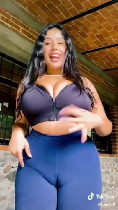 se me antojo una hamburguesa con doble carne