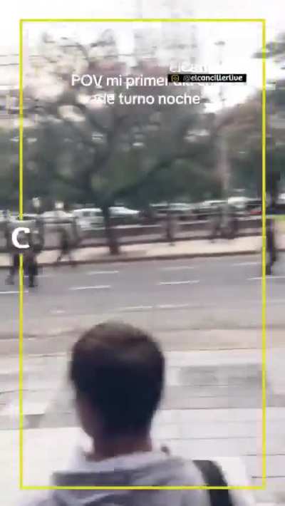 Alumnos de la UADE asustados por la presencia policial