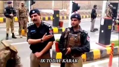 There was an attempt by police to show solidarity with the lumber 1 haramkhor