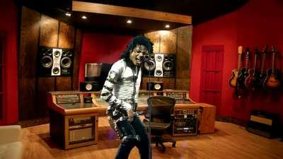 Fighting Gold but Coda is replaced by Michael Jackson and his stand.