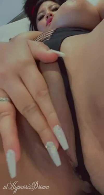 Like my contents?😘Check out my Onlyfans. 🍑I have a little bit of everything, b/g, blowjobs, fucking, masturbation, pussy & breast play, anal, DP, strip & tease, shower, and so much more. ⛔️⛔️No pay per view with subscription. ✅✅Free over 4️⃣1️⃣7️⃣