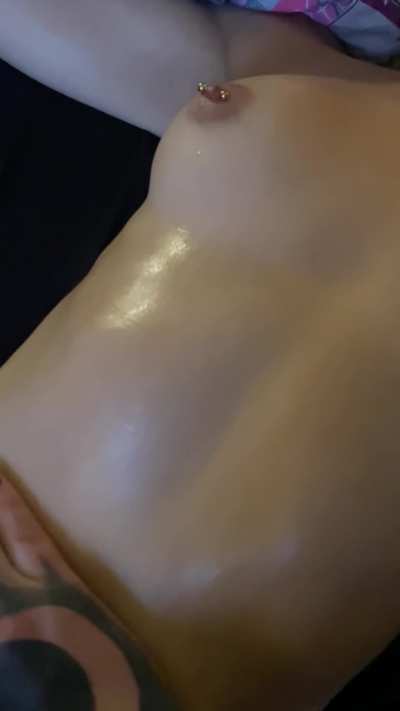 they love the attention 🥵 