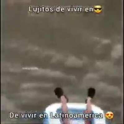 Esperando que esto salga en el video del moai xd