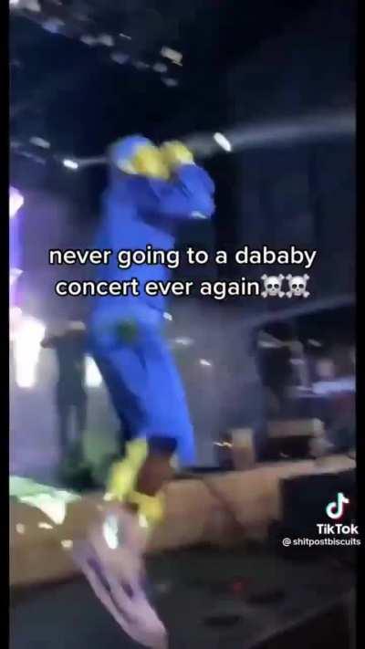 Yo this concert is fire 🔥🔥🔥