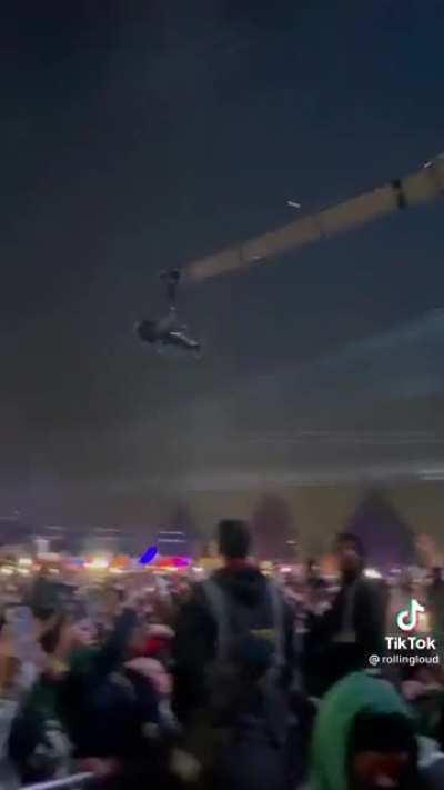 carti operating the camera 🧛🏻🧛🏻