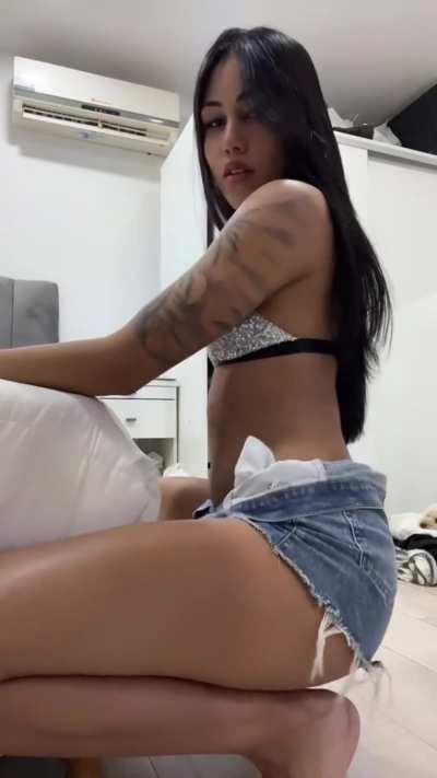 I’ve never had a boy finger me 🍆