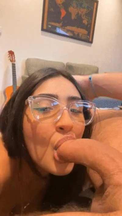 We get back from our first date and I suck you like this, wyd