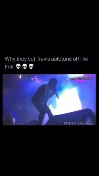 DJ cuts Travis Scott’s auto tune mid show
