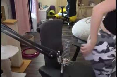 Not even camouflage can hide that much ass 😅