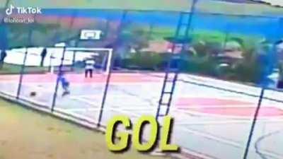 OLHA O GOL