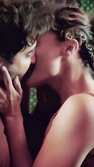 Fappiest feminist hotty Taapsee Pannu 💦💦💦